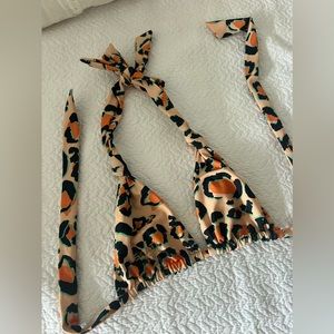 Skatie bikini top cheetah